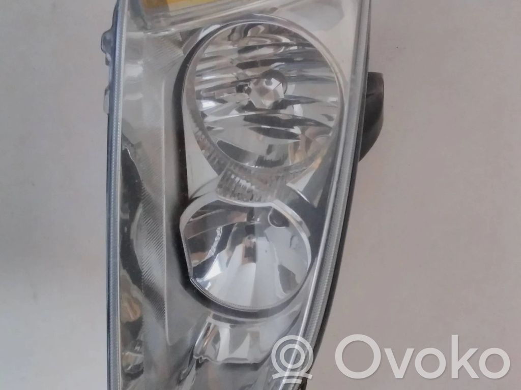 Ford Focus Headlight/headlamp 