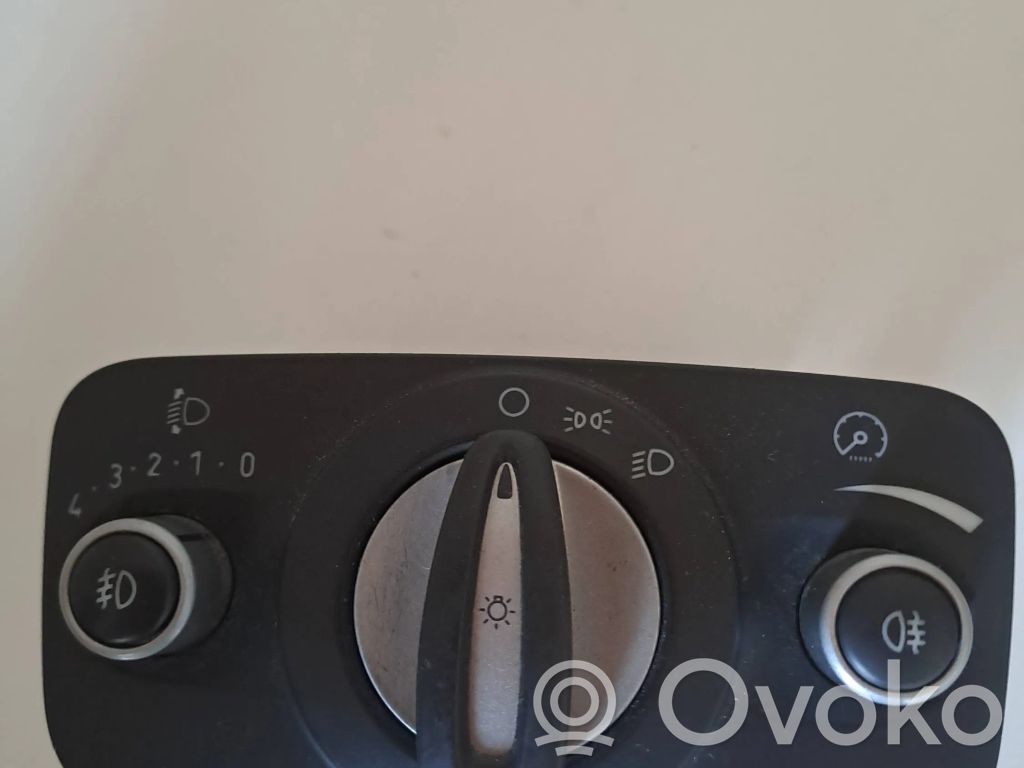 Ford Mondeo MK IV Light switch 