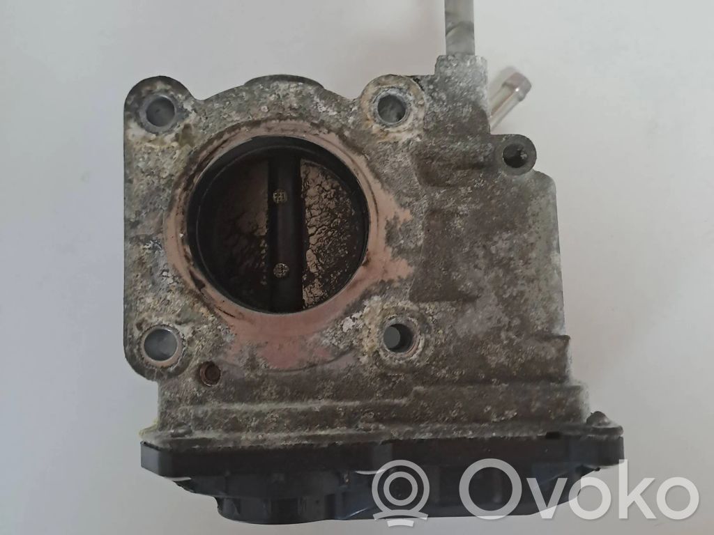 Toyota Avensis T250 Throttle valve 