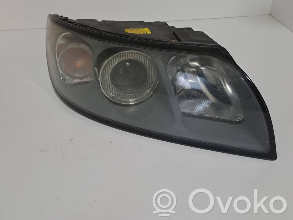 Volvo V50 Priekinis žibintas 
