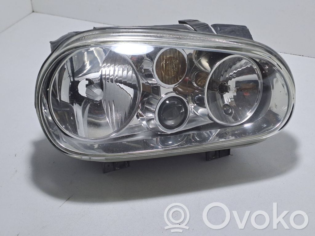 Volkswagen Golf IV Faro/fanale 