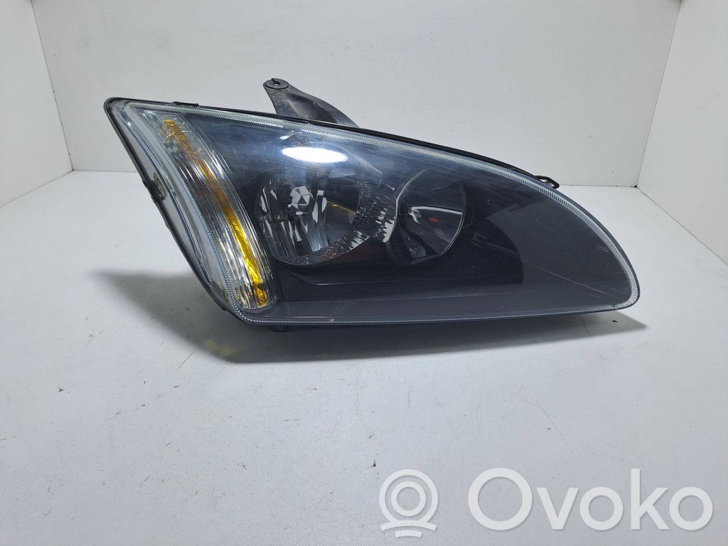 Ford Focus Headlight/headlamp 