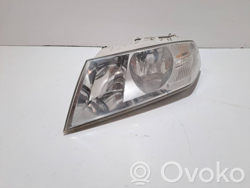 Skoda Octavia Mk2 (1Z) Headlight/headlamp 