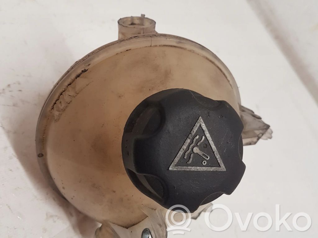 Depósito del refrigerante