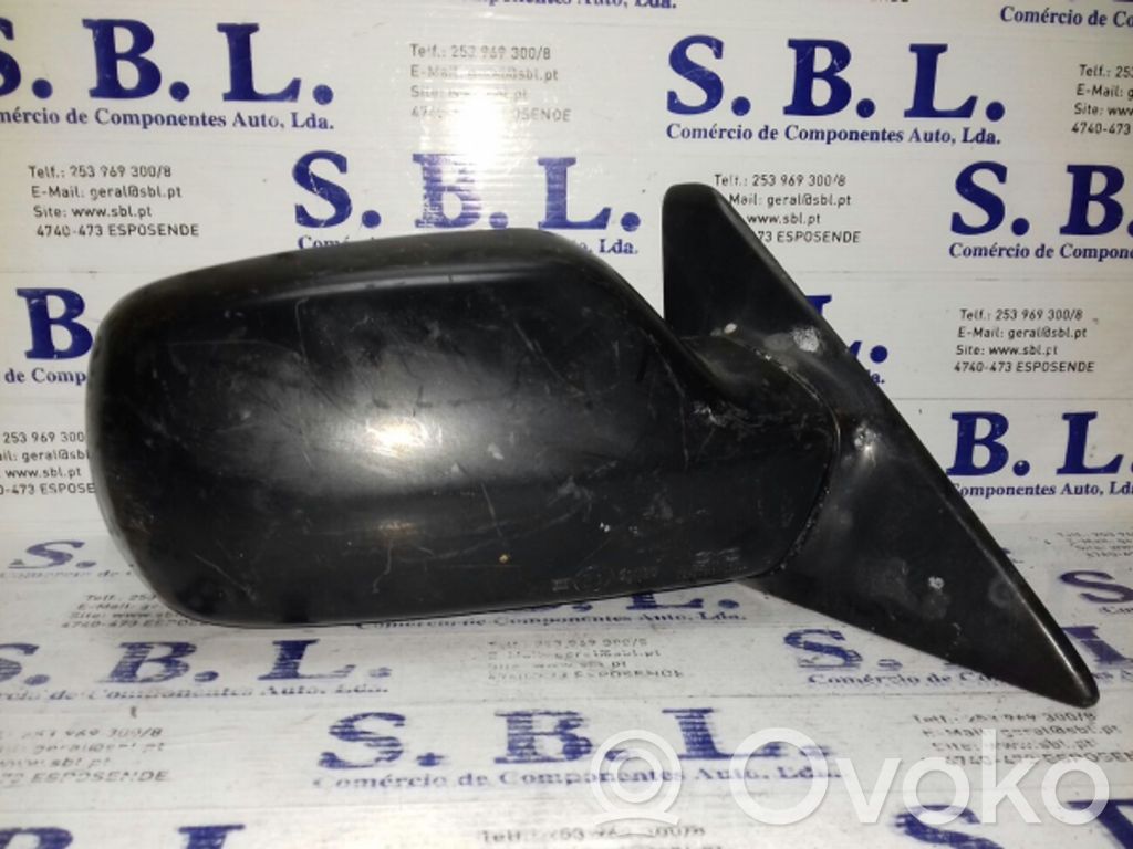 Toyota Corolla E90 Front door electric wing mirror 