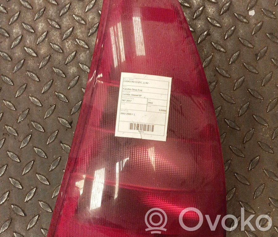 Citroen C3 Aizmugurējais lukturis pārsegā 