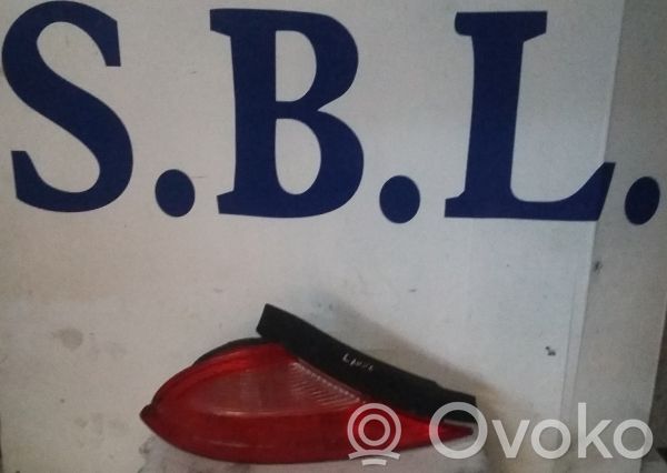 Lancia Y 840 Aizmugurējais lukturis pārsegā 