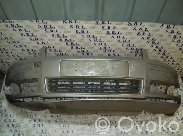 Priekinis bamperis   4E0807437A