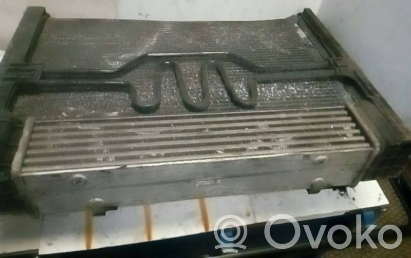 Intercooler radiator   3093796