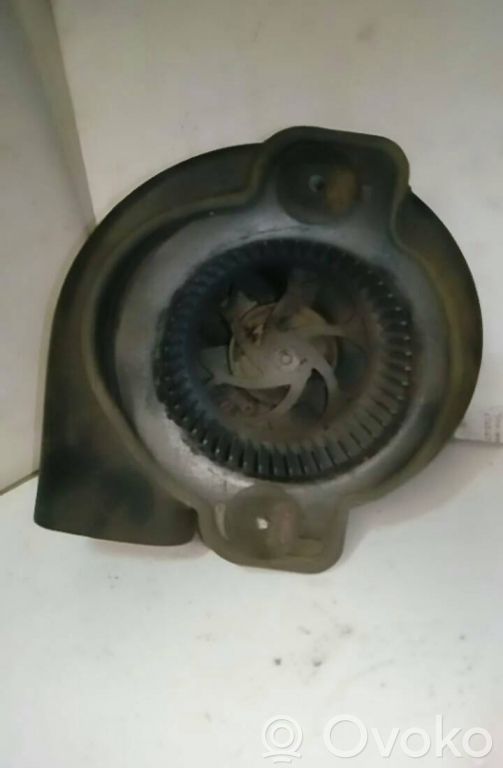 Peugeot 106 Mazā radiatora ventilators 