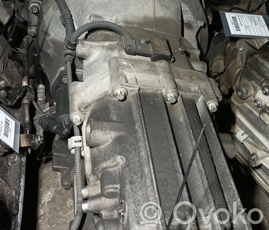 Mechaninė 5 pavarų dėžė   A13,BRUNO,CARGAAH82025
