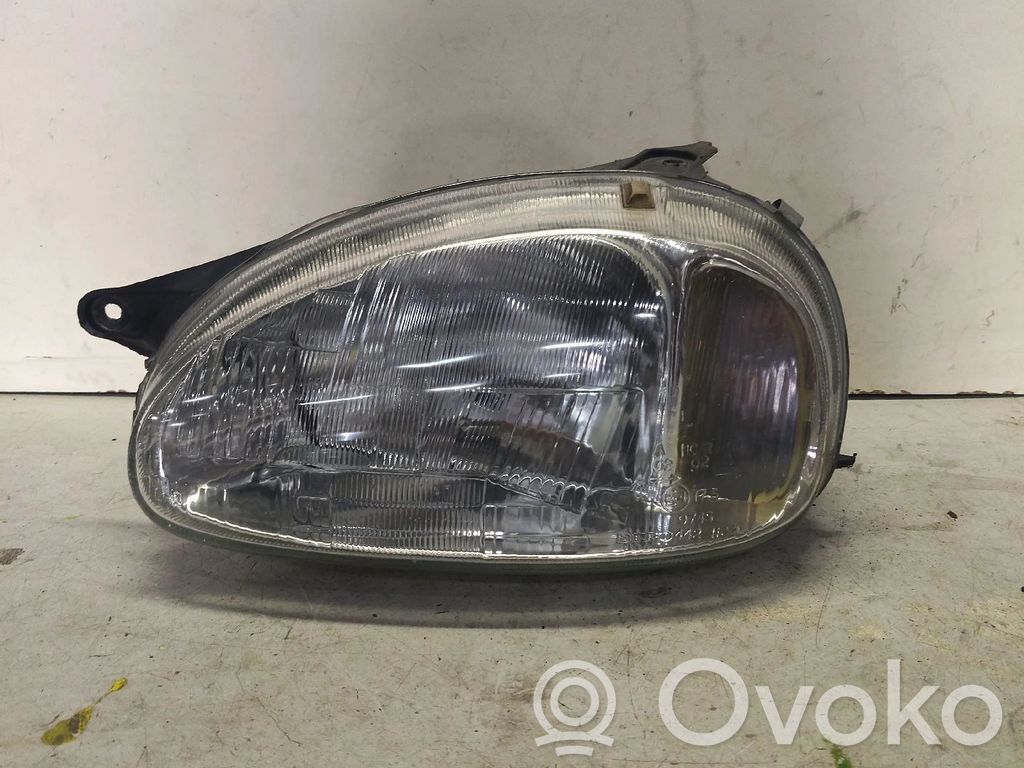 Opel Corsa B Lampa przednia 