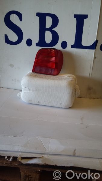 Volkswagen Polo III 6N 6N2 6NF Lampa tylna 