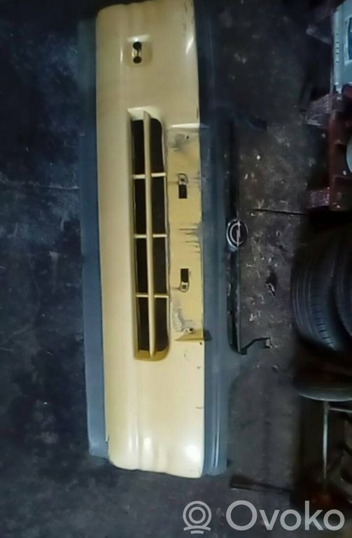 Front bumper   AMARELA