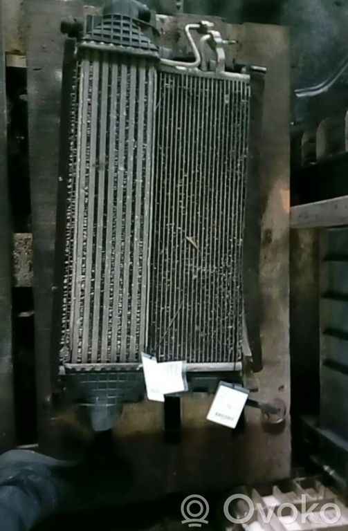 Jäähdyttimen lauhdutin   3M5H8005TL