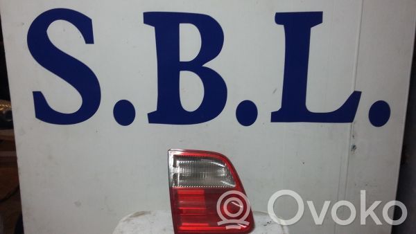 Mercedes-Benz E W210 Takaluukun takavalot 