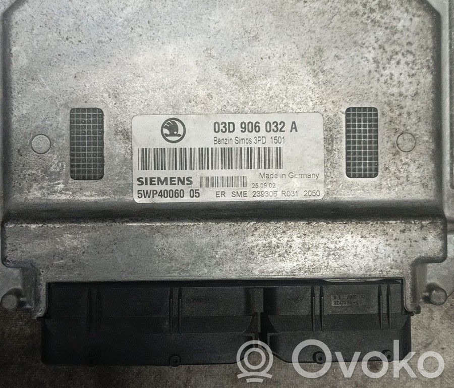 Engine control unit/module   03D906032A,SIEMENS,TIAGO