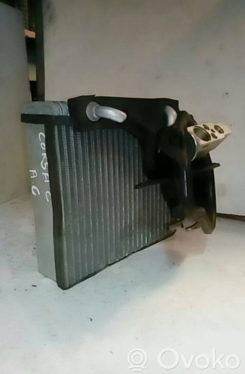 Opel Corsa C Radiator aerotermă 