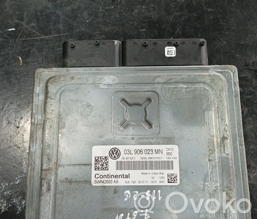 Unidad de control/módulo del motor   5WP42693AA,ZACK