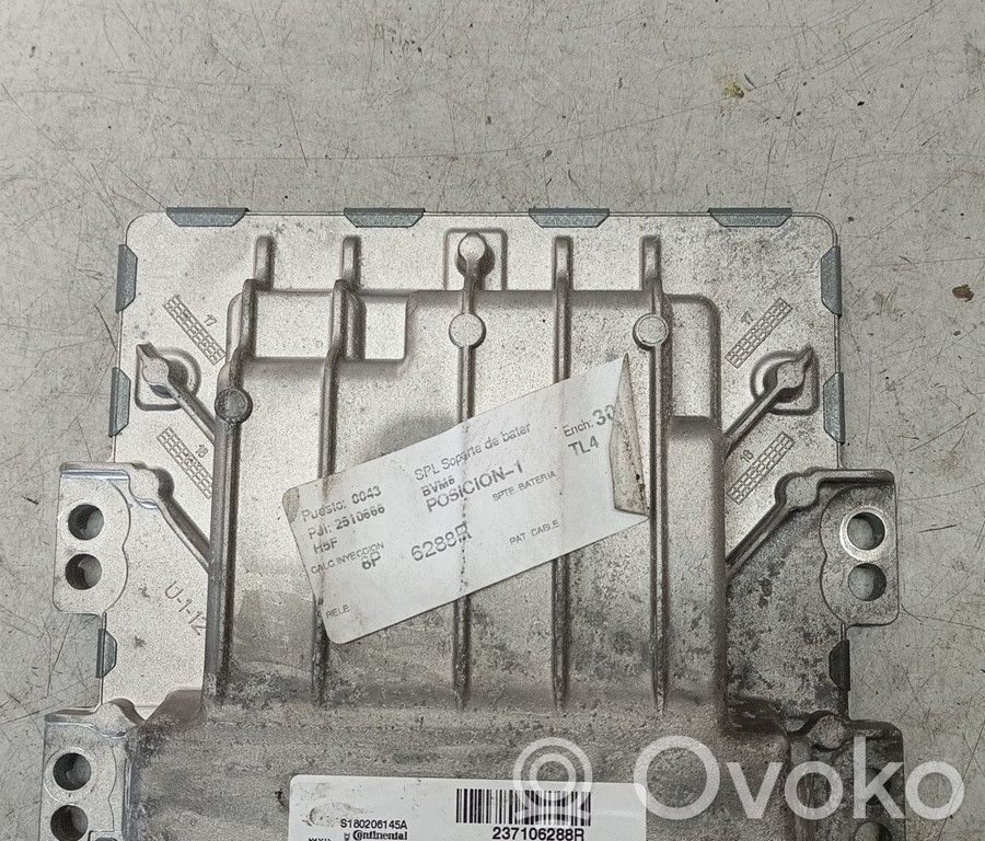 Unidad de control/módulo del motor   237106288R,ZACK