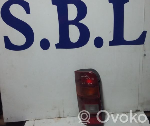 Toyota Hiace (H100) Lampă spate în capacul portbagajului 