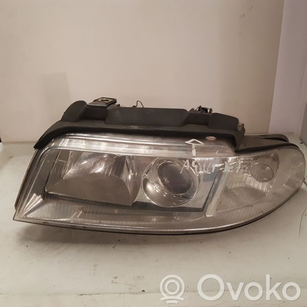 Audi A4 S4 B5 8D Headlight/headlamp 