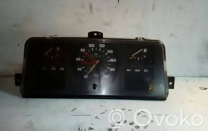 Opel Corsa A Licznik / Prędkościomierz 