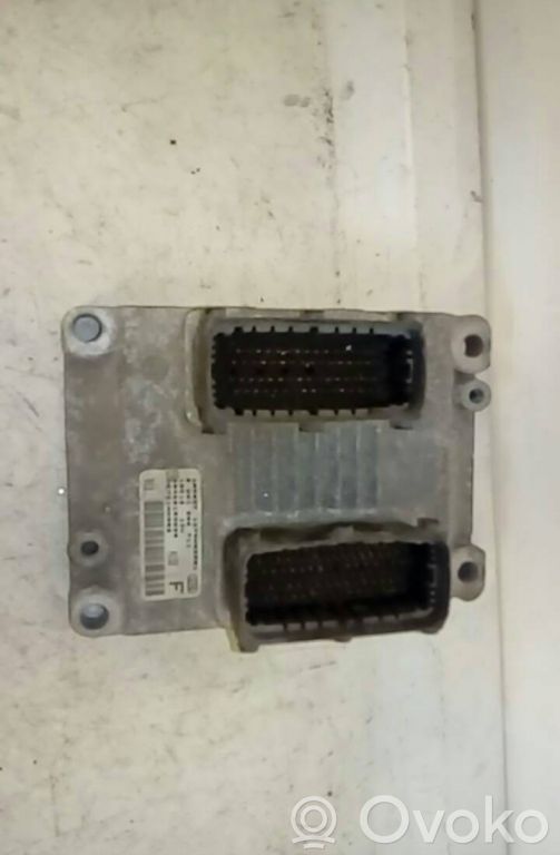 Unidad de control/módulo del motor   0261206711,00468153660,1279H03581