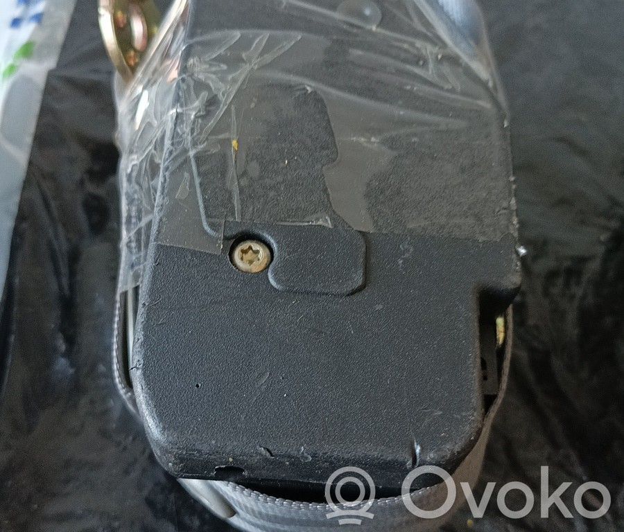 Volkswagen PASSAT B5 Cinturón delantero 