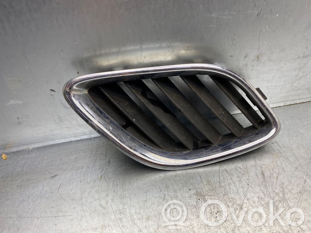Saab 9-5 Front bumper upper radiator grill 