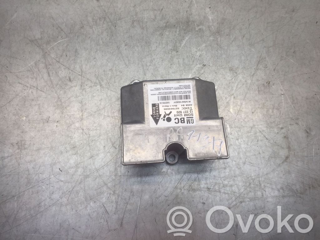 Opel Astra H Unitate/modul de comandă airbaguri 
