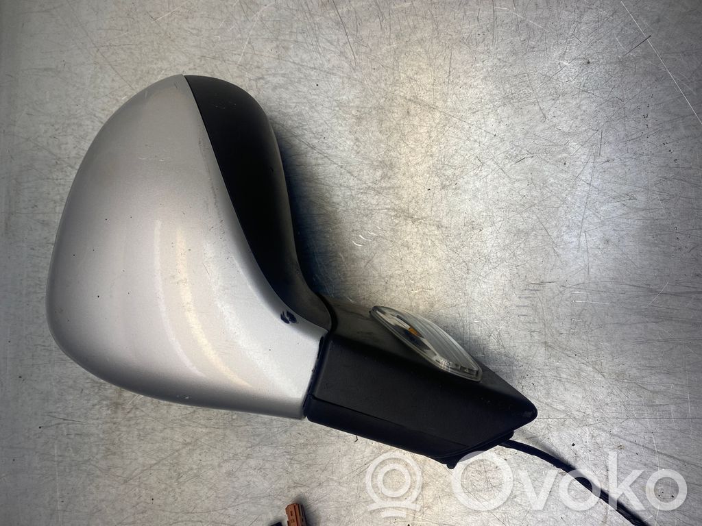 Peugeot 308 Front door electric wing mirror 