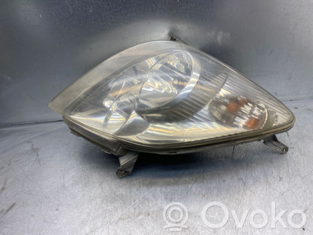 Toyota Corolla Verso E121 Priekinis žibintas 