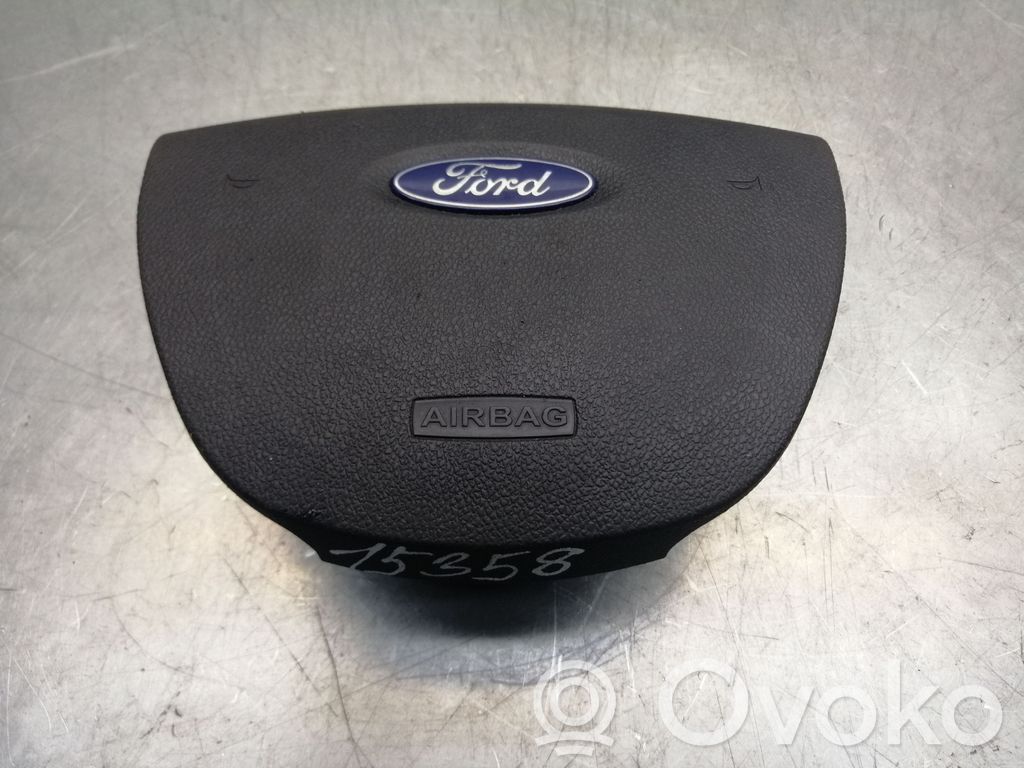 Ford Focus Vairo oro pagalvė 