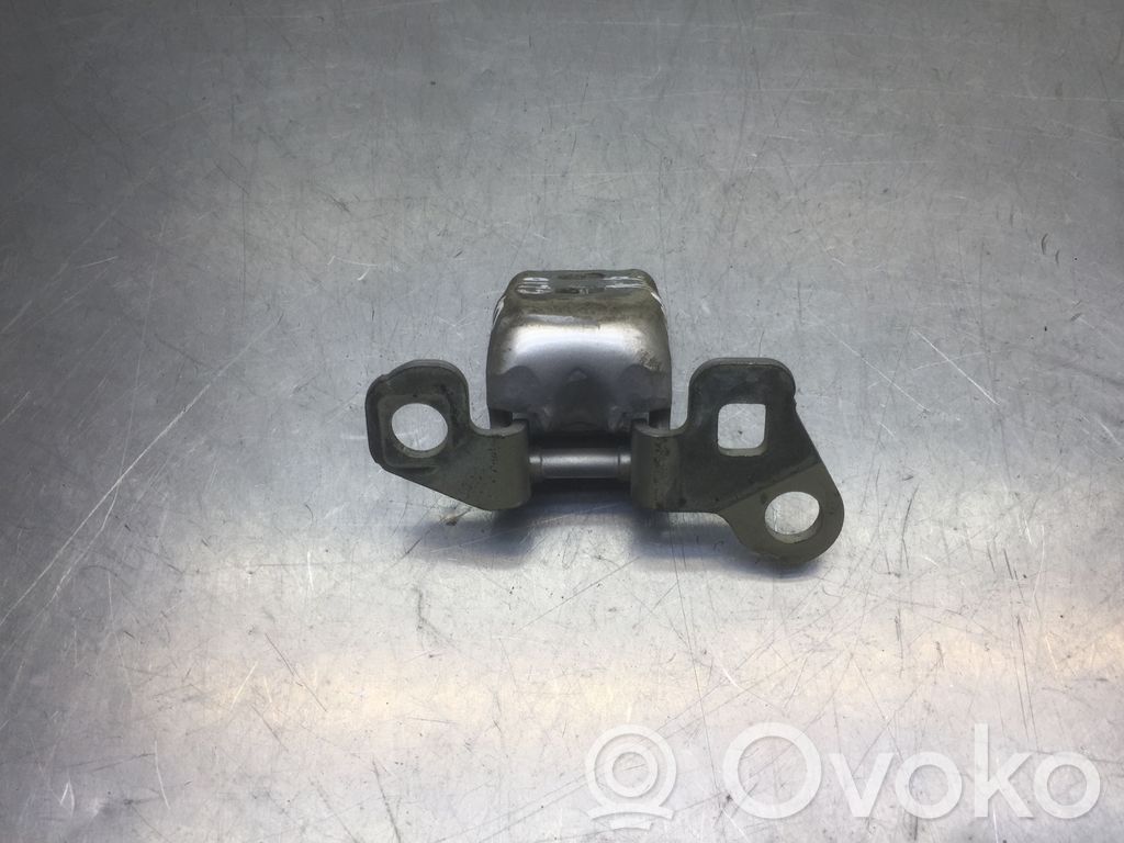 Renault Clio III Bisagra inferior puerta delantera 