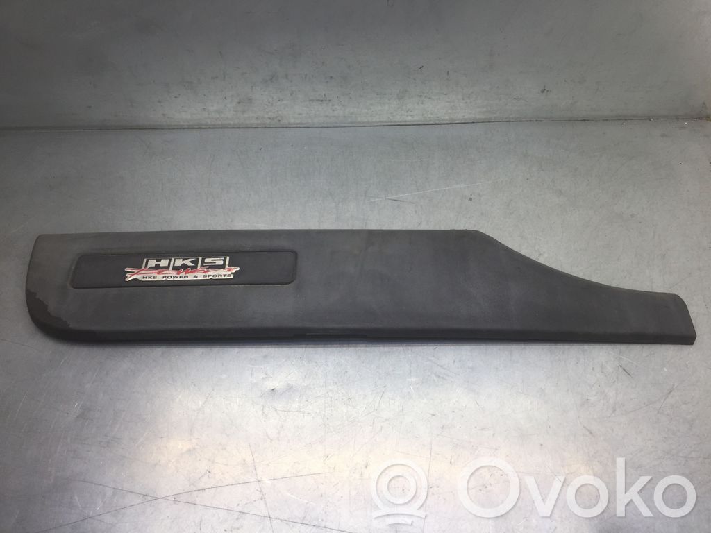 Land Rover Freelander Rivestimento della portiera di carico (modanatura) 