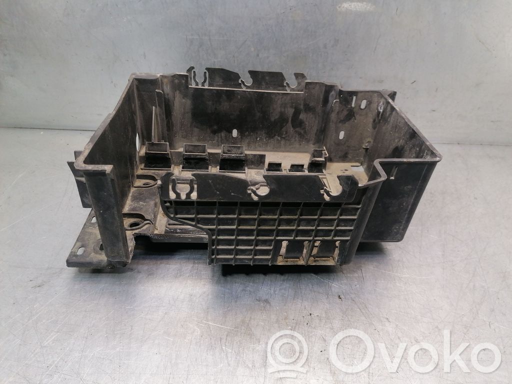 Citroen C3 Bandeja para la caja de la batería 