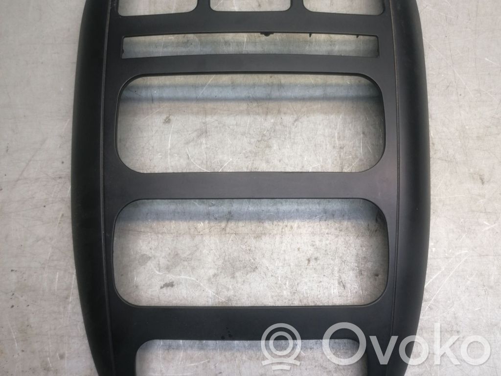 Chrysler Voyager Panelės apdaila 