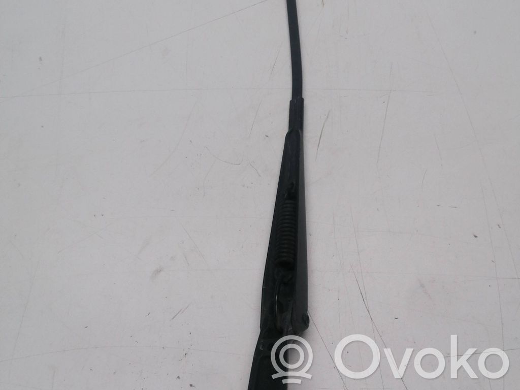 Volkswagen PASSAT B5.5 Ramię wycieraczki szyby przedniej / czołowej 