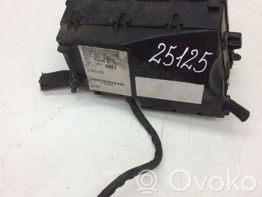 Ford Focus Módulo de fusible 