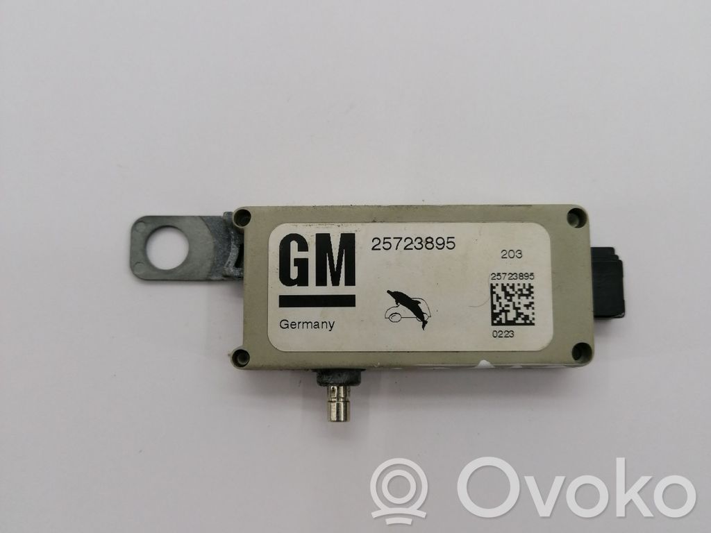 Cadillac CTS Antenos stiprintuvas 