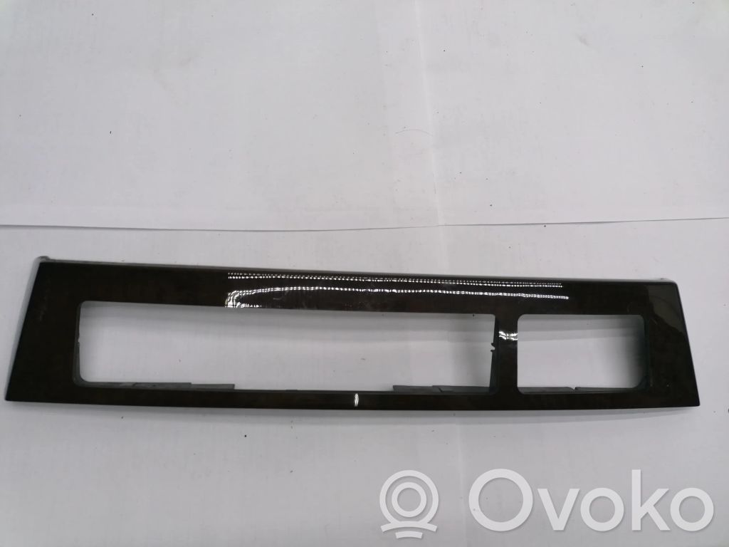 BMW 7 E65 E66 Paneļa apdare 