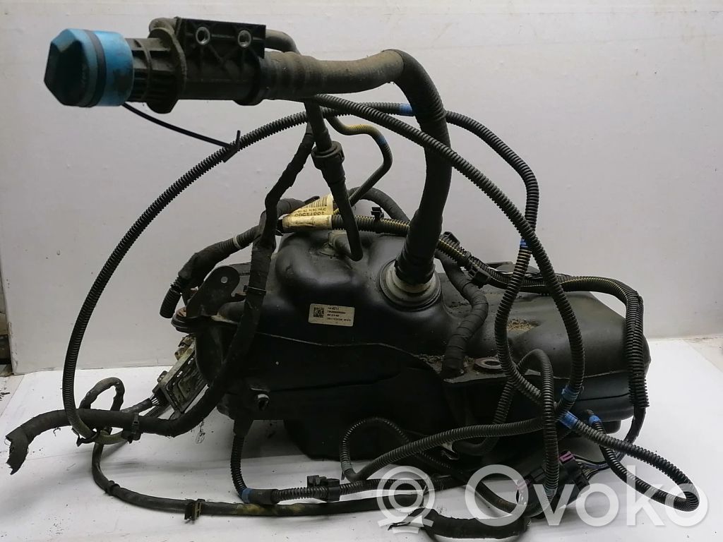 Opel Zafira C AdBlue liquid reservoir 