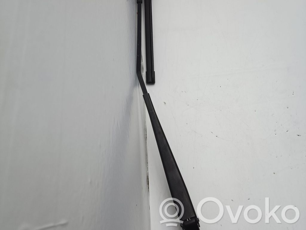 Volvo V50 Ramię wycieraczki szyby przedniej / czołowej 