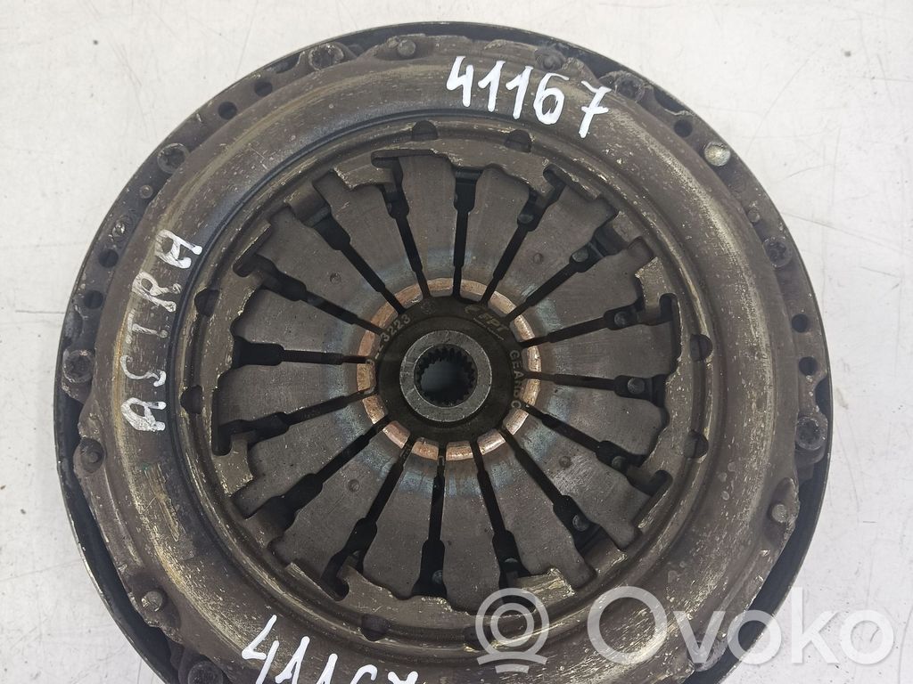 Opel Astra J Juego de embrague 