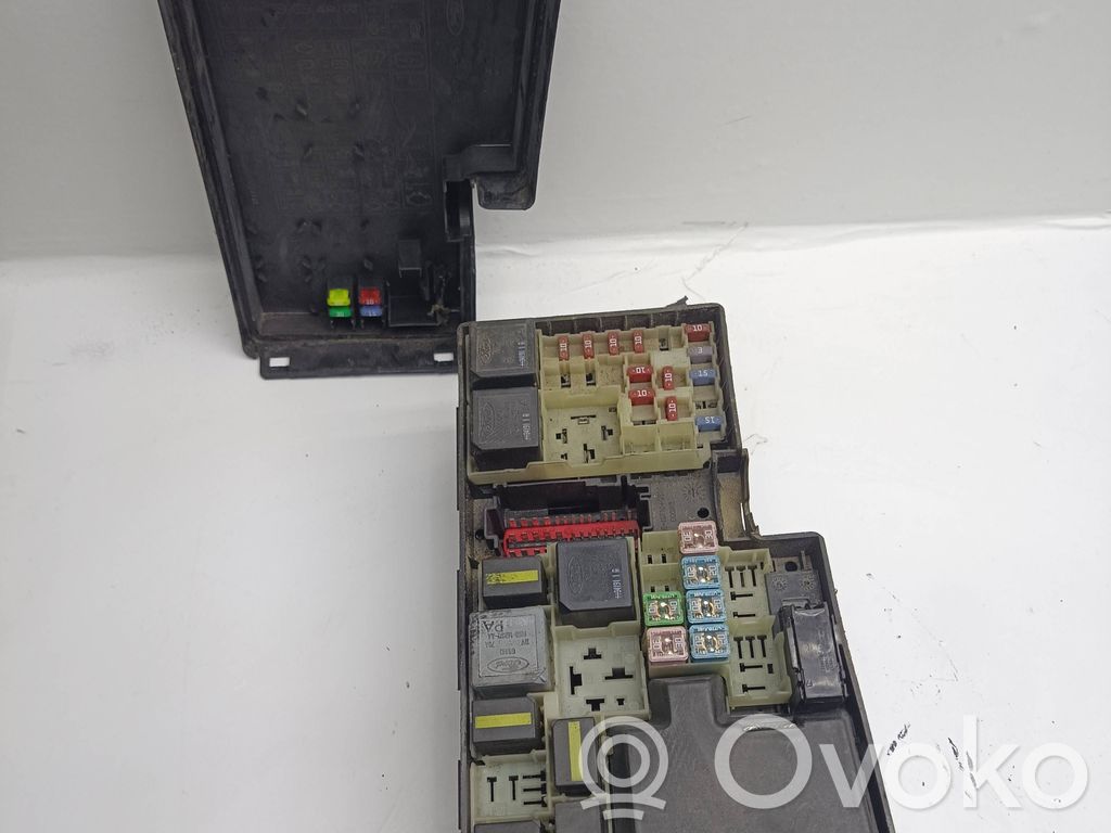 Fuse module   3M5T14A142AB,BP4K66767,8688039