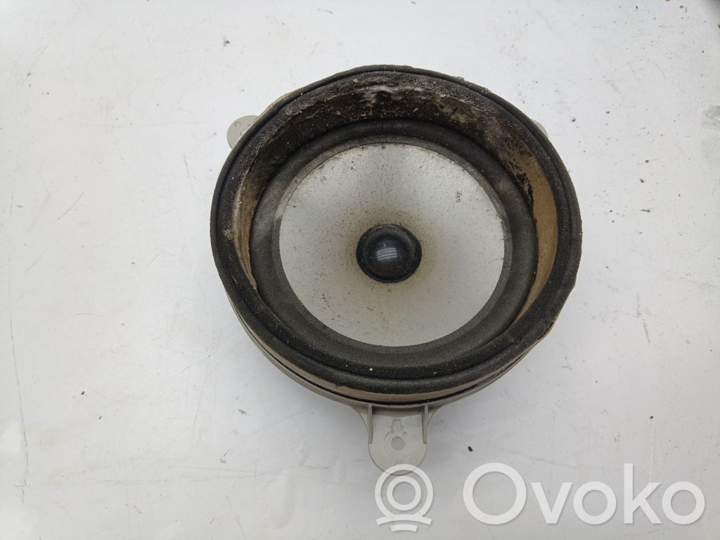 Subaru B9 Tribeca Altavoz de la puerta trasera 