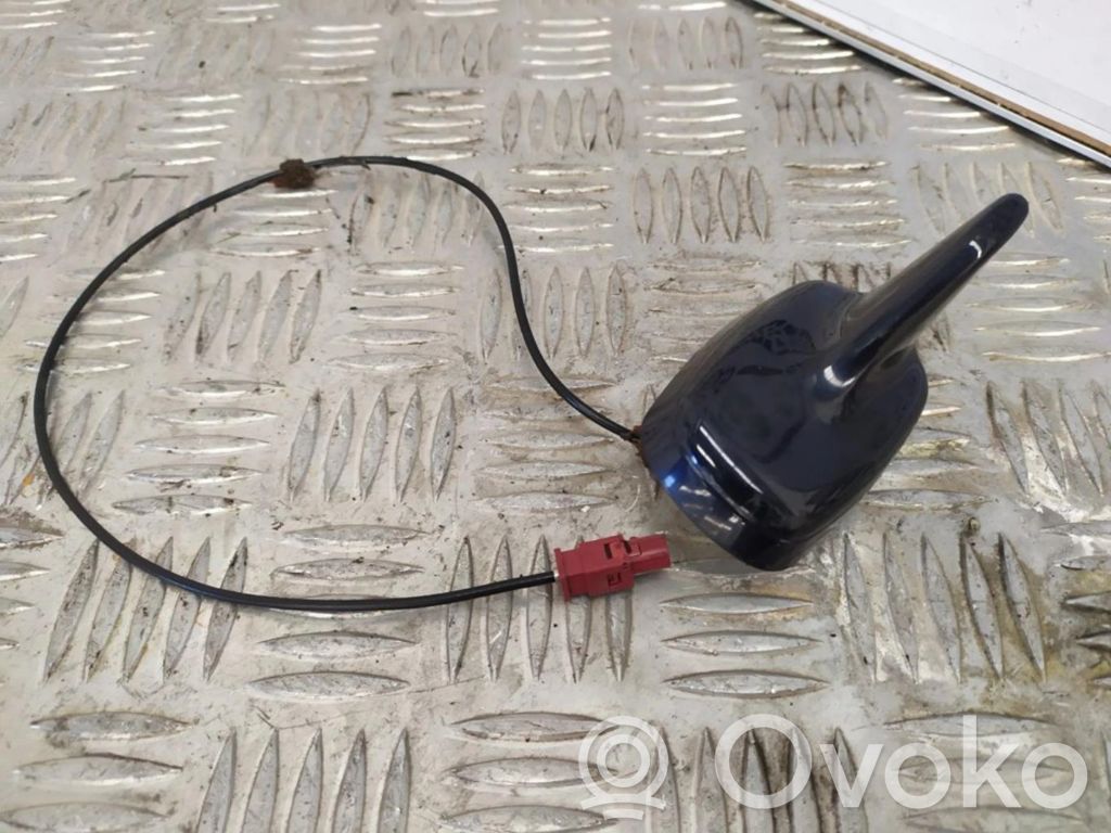 Audi A8 S8 D3 4E Antenne radio 