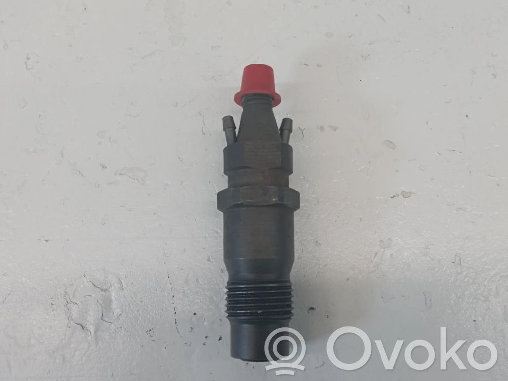 Nissan Primera Wtryskiwacz paliwa 