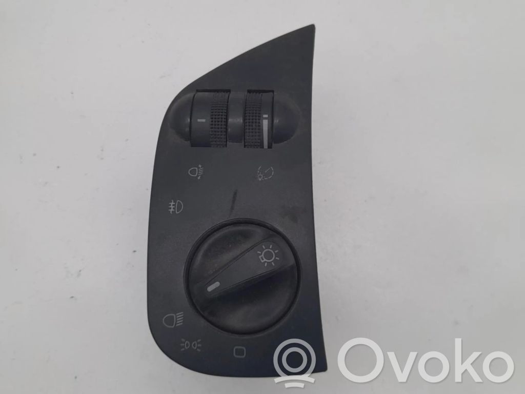 Seat Ibiza II (6k) Interrupteur d’éclairage 